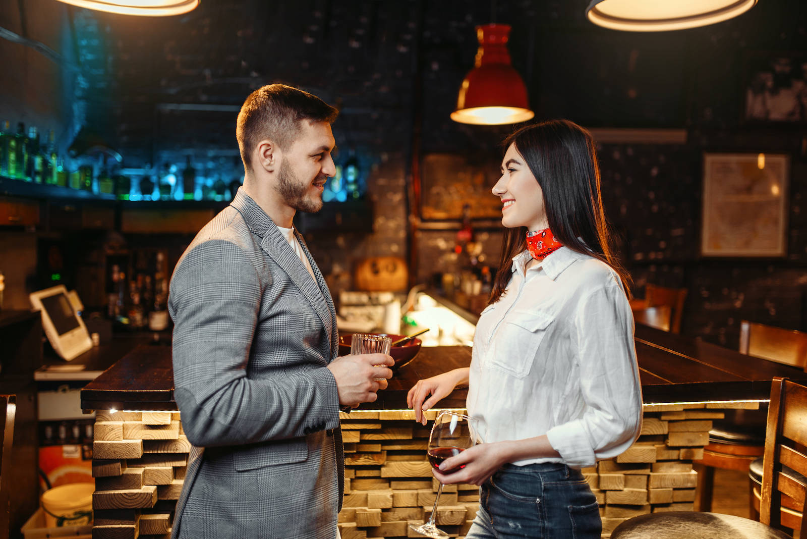 Парам по барам. Couple with alcohol.